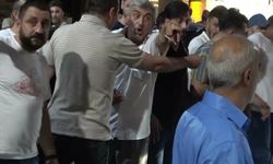 Rize'de zam gerginliği: AKP İl binası önünde toplandılar!