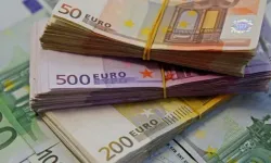 Euro TL’de rekor seviyeye yaklaştı: Kurda dalgalanma devam ediyor