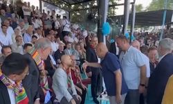 Bilal Erdoğan, İYİ Partili Turhan Çömez’in elini sıkmadı