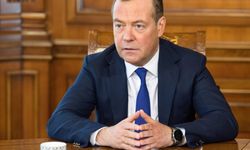Medvedev'den Kanada açıklaması