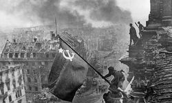 II. Dünya Savaşı'nın en önemli muharebesi Stalingrad kuşatmasında ne oldu?