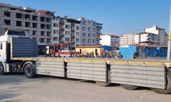 Hatay'da konteynerlere polis baskını: İHD yöneticisi de gözaltına alındı