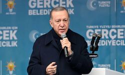 Mehmet Uçum'a göre "en 'solcu' lider Erdoğan, sol politikalar en uygun parti AKP"