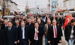 AKP adayı mikrofonu açık unuttu: Seçimi kazanırsa AK Parti'ye geçeceğiz diyormuş g.vatlar