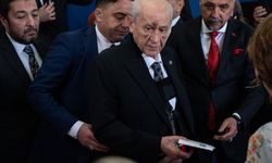 Devlet Bahçeli oy kullandı: Yüzündeki morluklar dikkat çekti