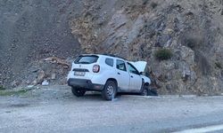 Artvin'de trafik kazası: Bir gazeteci hayatını kaybetti, bir gazeteci yaralandı