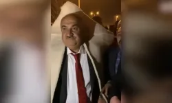 AKP’li başkanın 'Çoban bile olamaz' dediği aday seçimi kazandı, kepenek giyerek tur attı