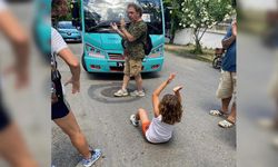 Adalar halkı minibüslere karşı yol kapattı: 9 gözaltı