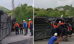 Bitlis'te yolcu otobüsü TIR'la çarpıştı: 2 ölü, 4'ü ağır 30 yaralı