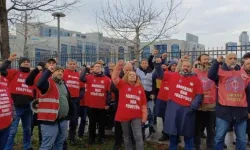 Barikat kaldırıldı, Polonez işçileri yürüyüşe geçti