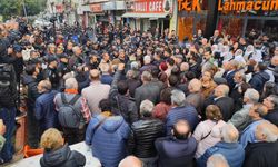 Akdeniz'de kayyım protestosunda polis şiddeti: Barış annesi bayıldı, gazeteci darbedildi