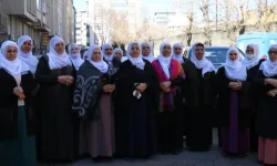 Barış Anneleri'nden asker annelerine çağrı: 'Artık tabut kucaklamayalım'