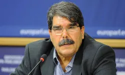 Türkiye Gazetesi, PYD yöneticisi Salih Müslim'le röportaj yaptı