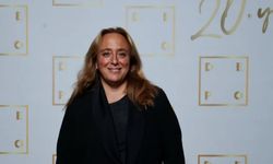 Ayşe Barım iddianamesi: RT etmek darbe teşebbüsüne yardım delili sayıldı