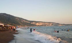 HTŞ yönetimi, halk plajlarında kadınların bikini ve mayo giymesini yasakladı