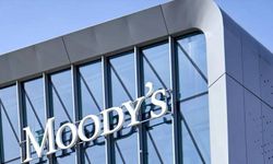 Moody's, Türkiye'nin kredi notunu yükseltti