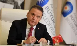 Muhittin Böcek 'acilen' hastaneye kaldırıldı