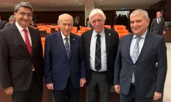 DEM Partili Cengiz Çandar ile Bahçeli'den fotoğraf: 'Kısa ve sıcak sohbet'