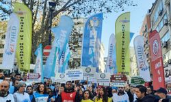 Aile hekimleri alanlara çıktı: "Maaş kesintilerine son verin"