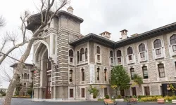 İstanbul Erkek Lisesi’nde öğrenciler yatakhanede darbedildi