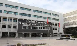Antalya Büyükşehir Belediyesi'ne operasyon: 14 gözaltı