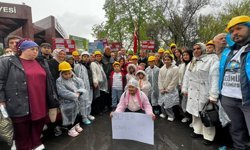 Doruk Madencilik işçileri Yıldızlar SSS Holding önünden seslendi: 'Zalim patron bizi duysun diye buradayız'
