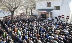 Maraş’taki okul saldırısında hayatını kaybedenler toprağa verildi