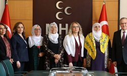 Barış Anneleri’nden MHP’ye anneler günü ziyareti
