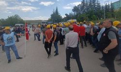 Madenciler yeniden eylemde: Ankara'ya yürüyen işçilerin yolu kesildi