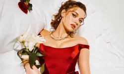 Afra Saraçoğlu İstanbul Havalimanı’nda gözaltına alındı