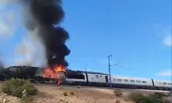İspanya’da iki hızlı tren çarpıştı: En az 50 ölü, 179 yaralı