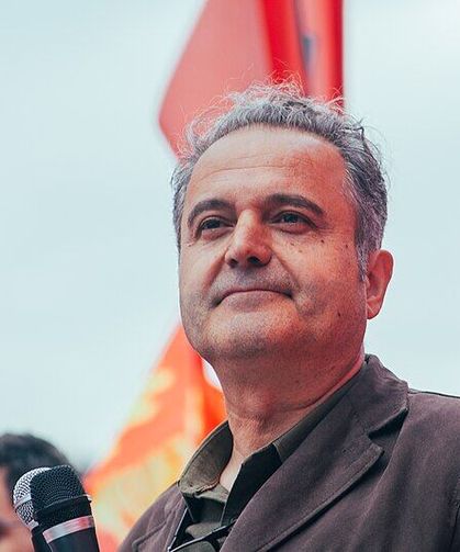 İskender Bayhan, tutuklu komedyen Deniz Göktaş’ı cezaevinde ziyaret etti