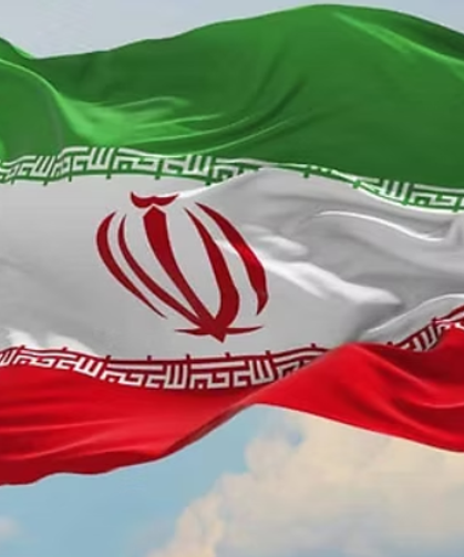 Trump’tan İran kararı: Olası saldırılar 5 gün ertelendi