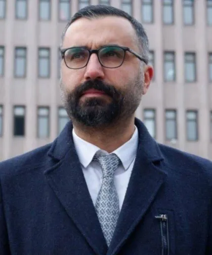 Gazeteci Alican Uludağ adli kontrol şartıyla serbest bırakıldı