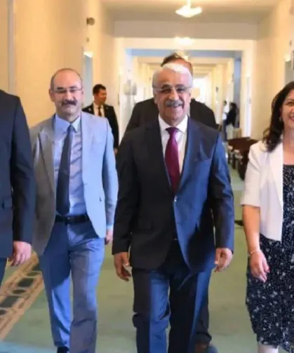 DEM Parti heyeti İmralı'ya hareket etti