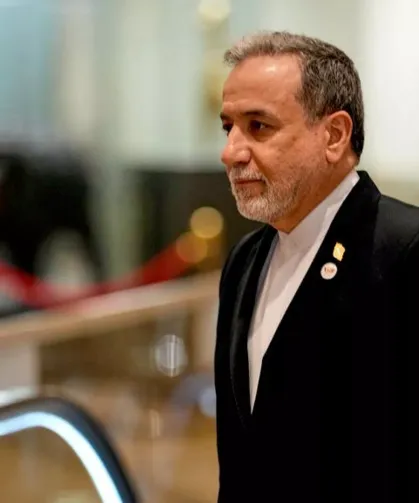 Arakçi: Tehditlere boyun eğmeyeceğiz, saldırıya da diplomasiye de hazırız