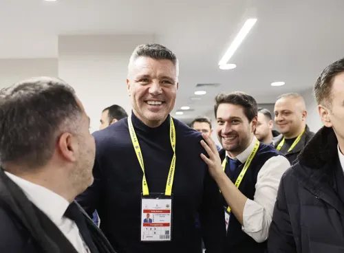 Sadettin Saran'dan Süper Kupa zaferi sonrası takıma dev prim!