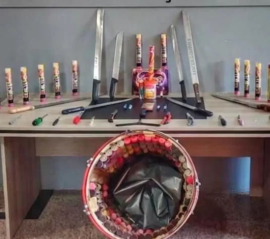 Deplasman otobüsünde cephanelik: 7 Kişiye İşlem