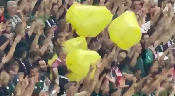Amedspor maçında ‘sarı torba’ sallayan 5 kişiye ev hapsi
