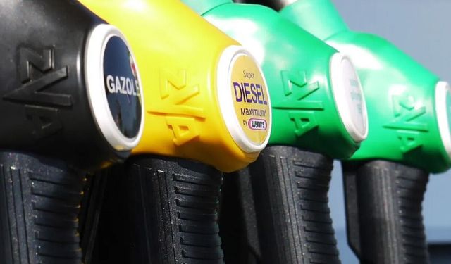 Benzine bir zam daha geliyor