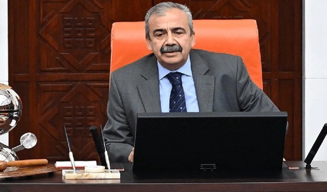 Ataşehir’de Sırrı Süreyya Önder anması: Açık hava sinemasına çağrı