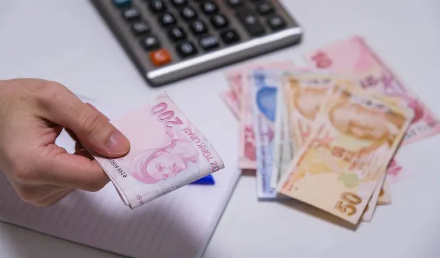 Emeklinin ve memurun ilk zam oranı belli oldu