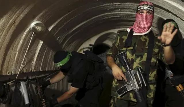 Hamas: Esirleri koruyan grupla bağlantımız kesildi