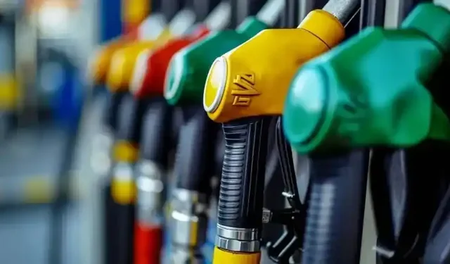 Akaryakıta yeni zam: Benzin ve motorin fiyatları yükseliyor