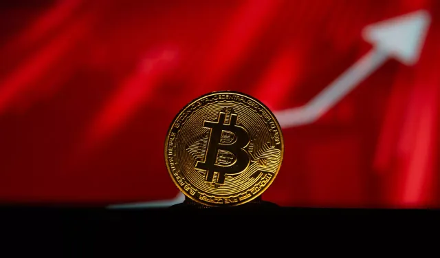 Bitcoin'de rekor yükseliş: Tarihte ilk kez 79 bin dolar seviyesini aştı