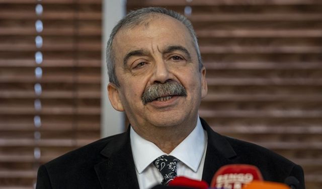 Sırrı Süreyya Önder 12 gündür yoğun bakımda