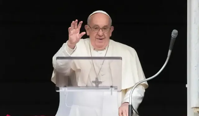 Papa Françesko hayatını kaybetti