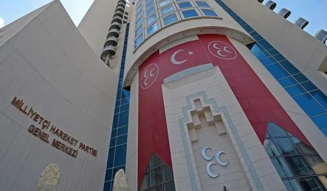 MHP'de üç il teşkilatı feshedildi