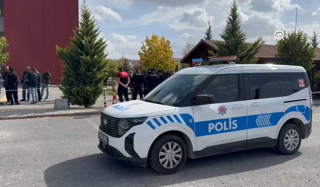 Üniversite girişinde kadın cinayeti: "Namusumu temizledim" diye bağırdı