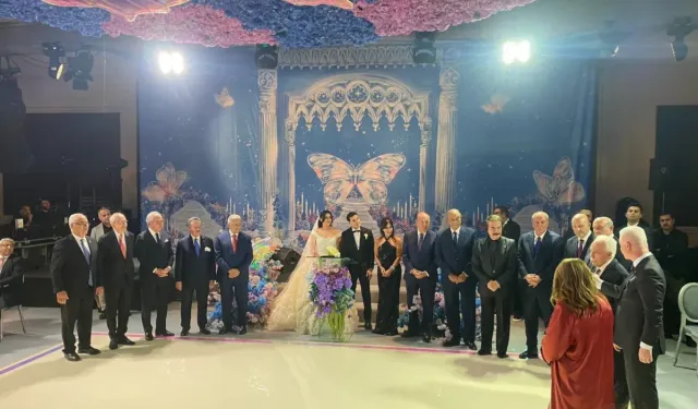 Kılıçdaroğlu Süleyman Soylu’yla birlikte Mehmet Sevigen’in oğlunun nikâh şahidi oldu